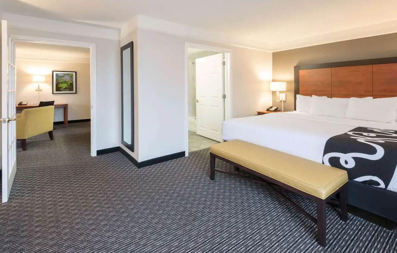 La Quinta Inn & Suites By Wyndham San Antonio Riverwalk Eksteriør billede