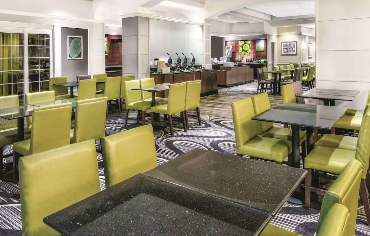 La Quinta Inn & Suites By Wyndham San Antonio Riverwalk Eksteriør billede