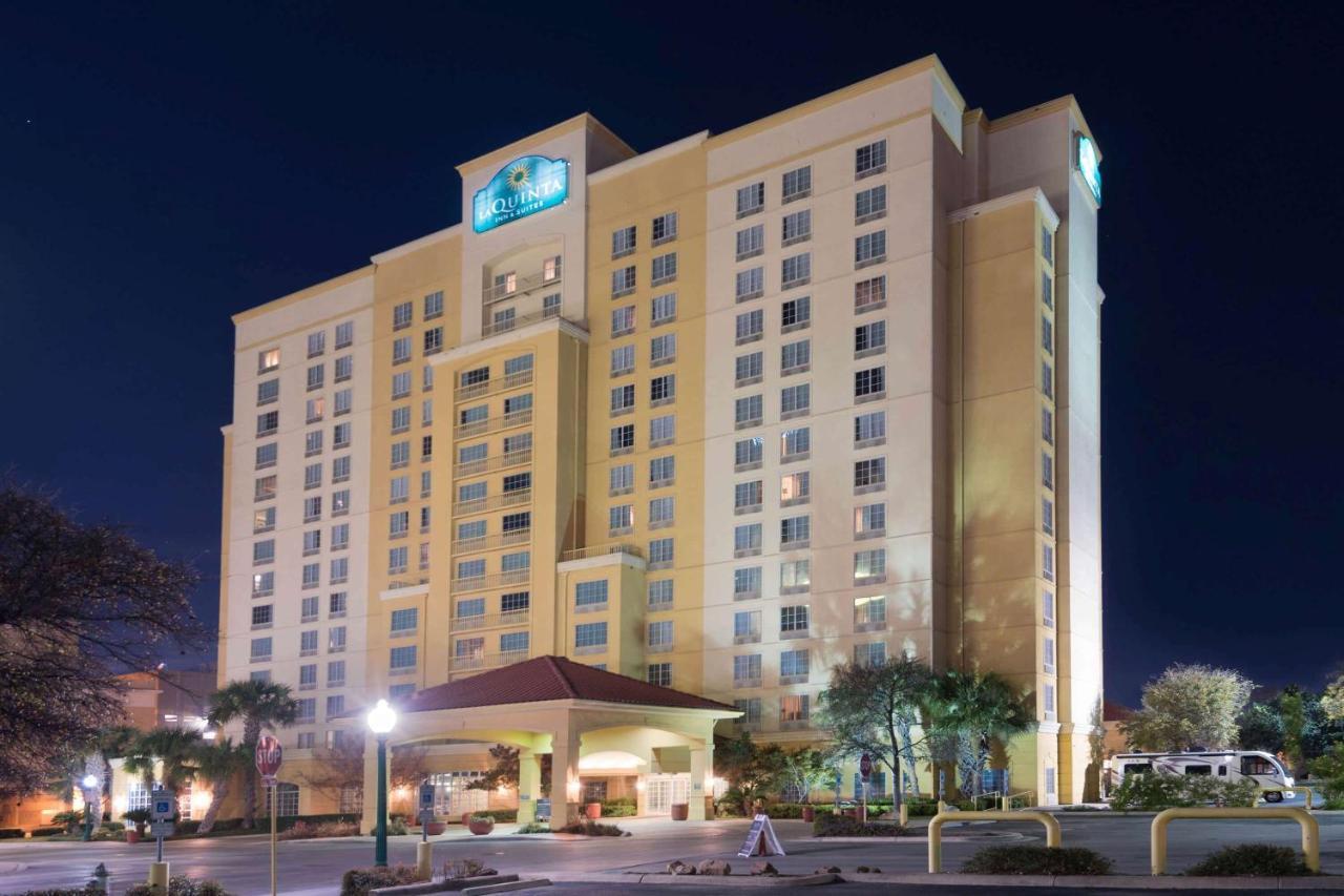 La Quinta Inn & Suites By Wyndham San Antonio Riverwalk Eksteriør billede