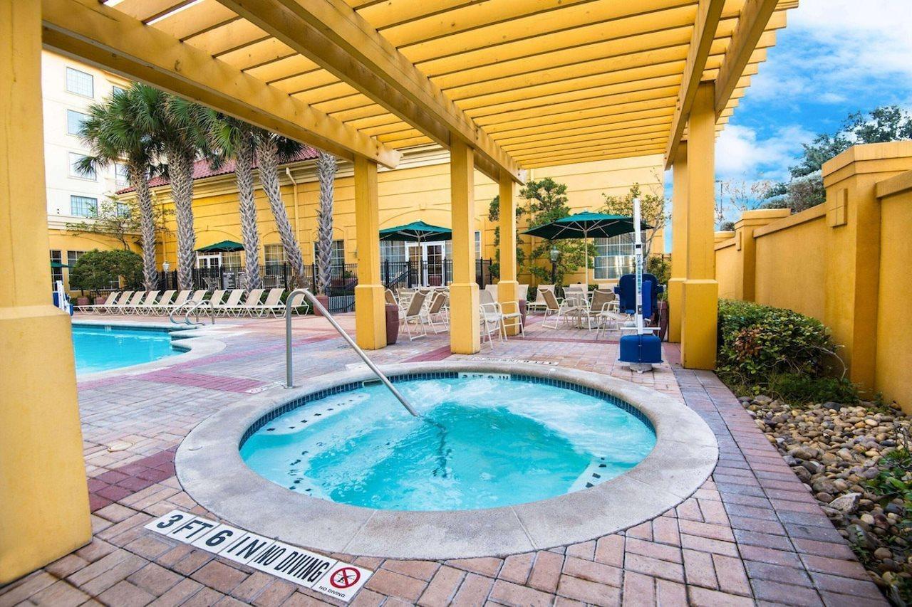 La Quinta Inn & Suites By Wyndham San Antonio Riverwalk Eksteriør billede