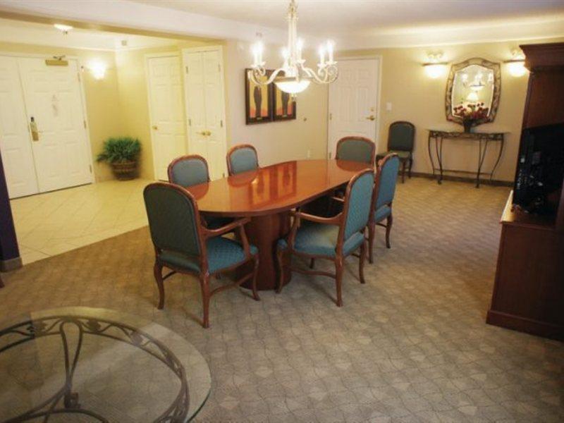 La Quinta Inn & Suites By Wyndham San Antonio Riverwalk Eksteriør billede